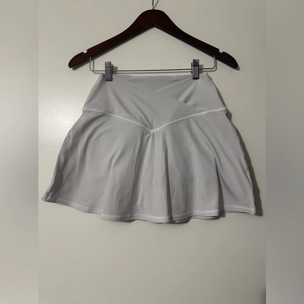 OFFLINE By Aerie Real Me Crossover Tennis Skort White Women’s Medium - Picture 4 of 7
